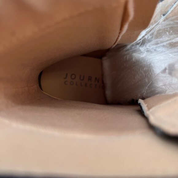 Journee Collection Covva Lace Up Boot Size 8.5 Black Faux Patent Leather - Picture 8 of 14